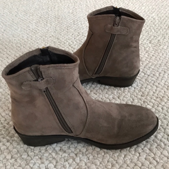 Sam Edelman Becks Addie Fringe Booties - Picture 2 of 8